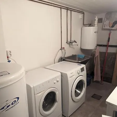 Sentralt I Apartment *